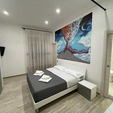 B&B Airport Serenity Suites Napels Buitenkant foto