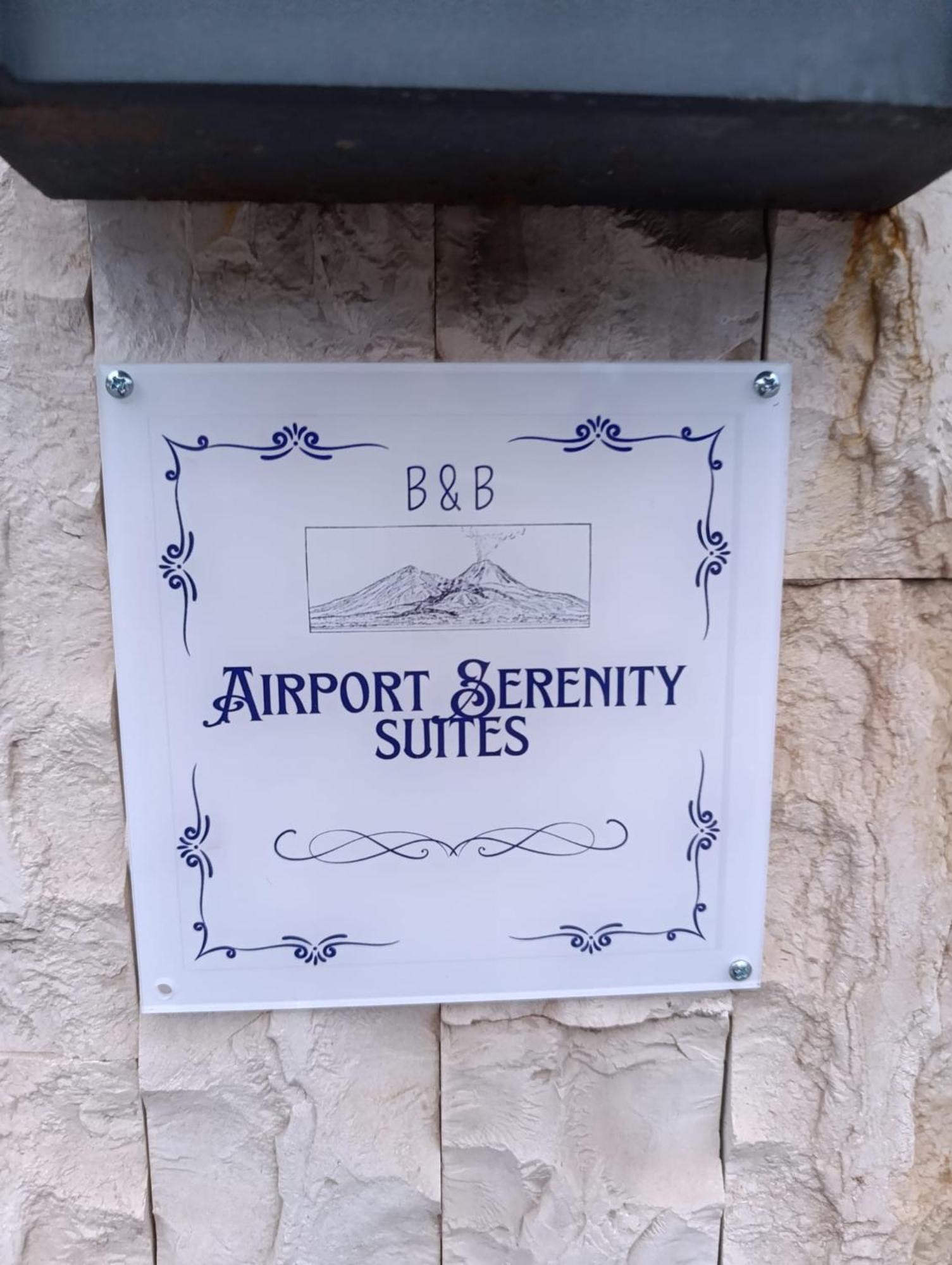 B&B Airport Serenity Suites Napels Buitenkant foto